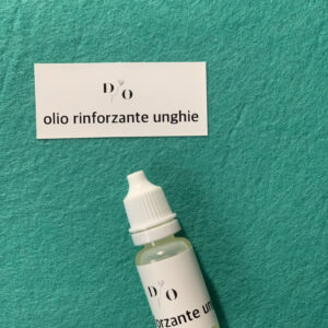 Olio rinforzante unghie - omaggio
